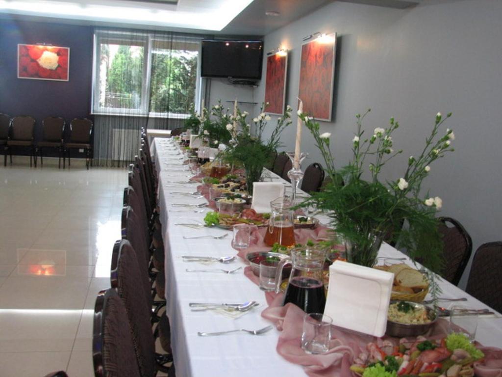 Hotelik Jankowski Raszyn Exterior foto