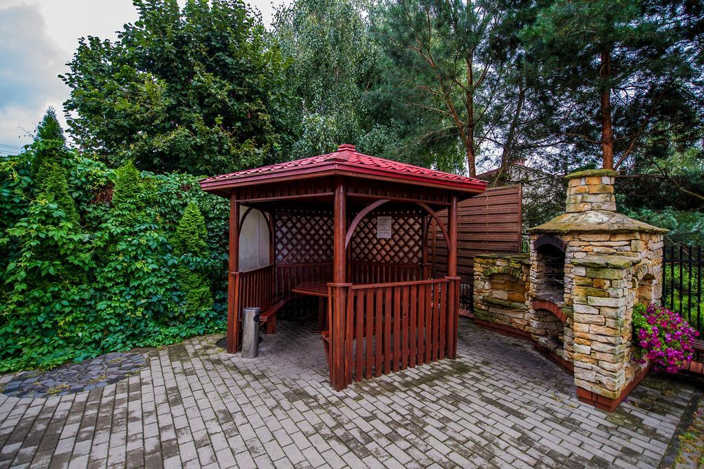 Hotelik Jankowski Raszyn Exterior foto